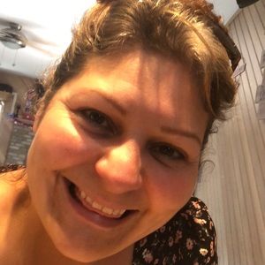 Meet your Posher, Maribel